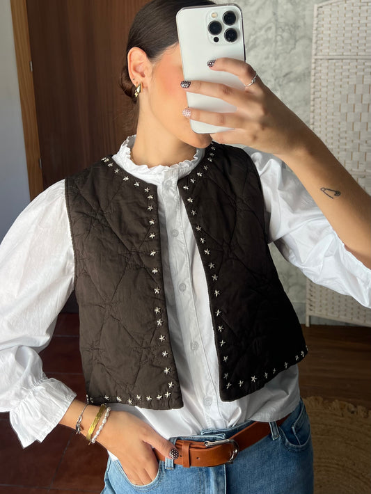 Chaleco acolchado tachas estella