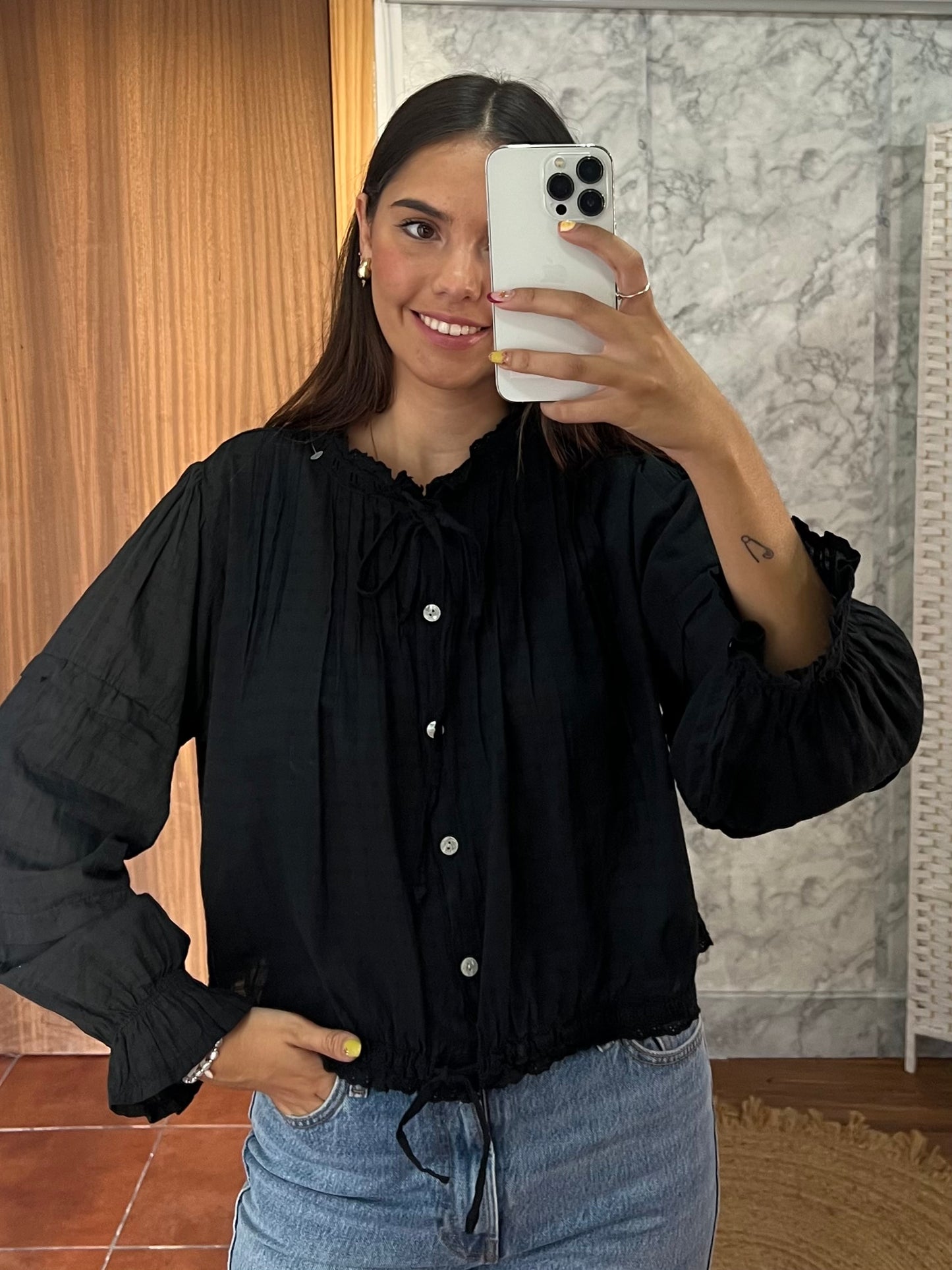 Blusa fruncida manga abullonada