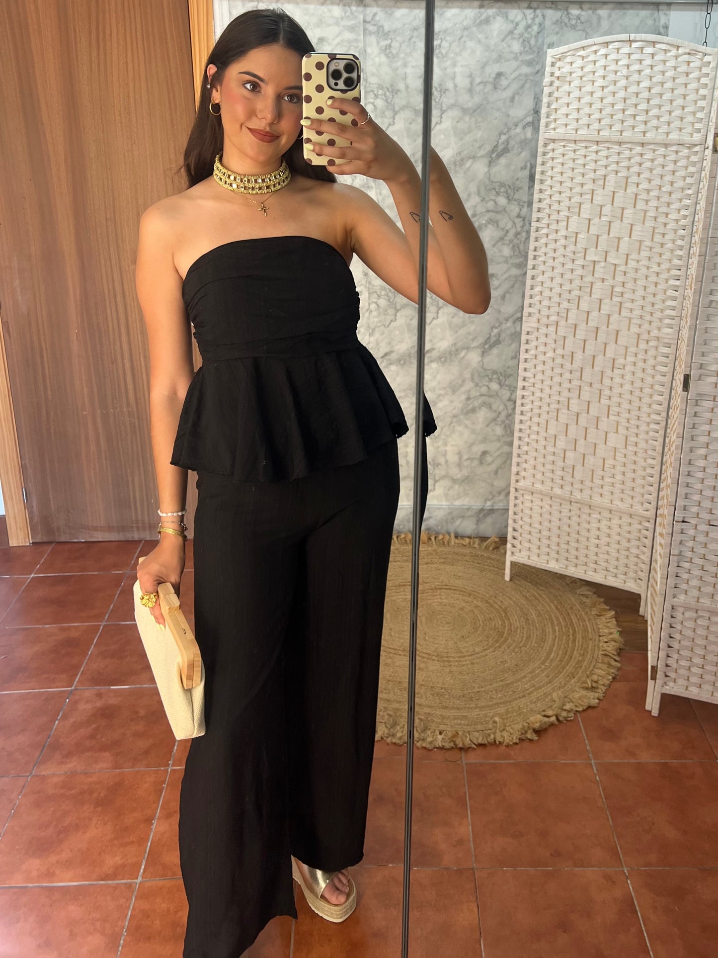 Conjuntos dos piezas pantalón y top fluido negro