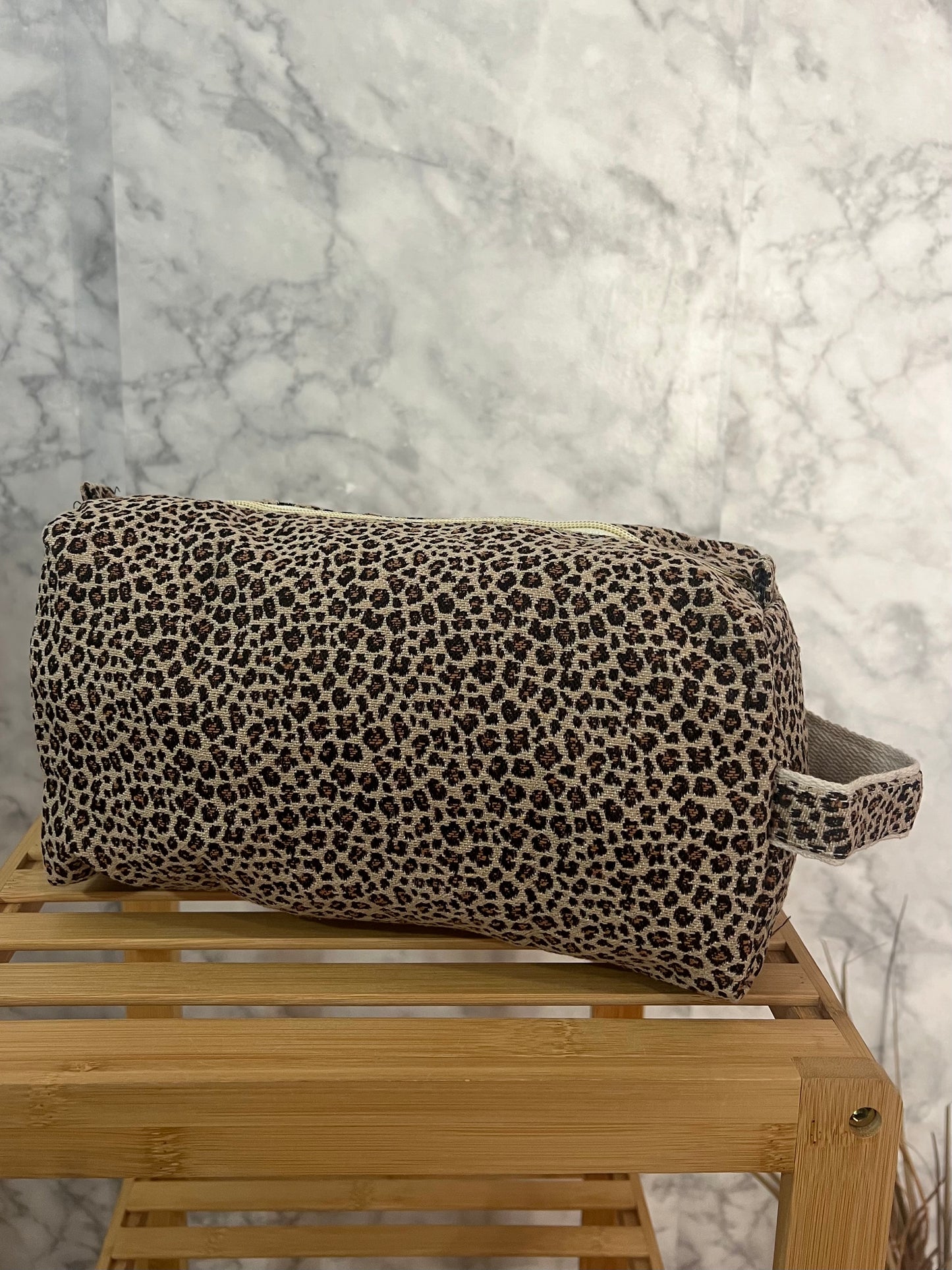 Bolsa de aseo leopardo