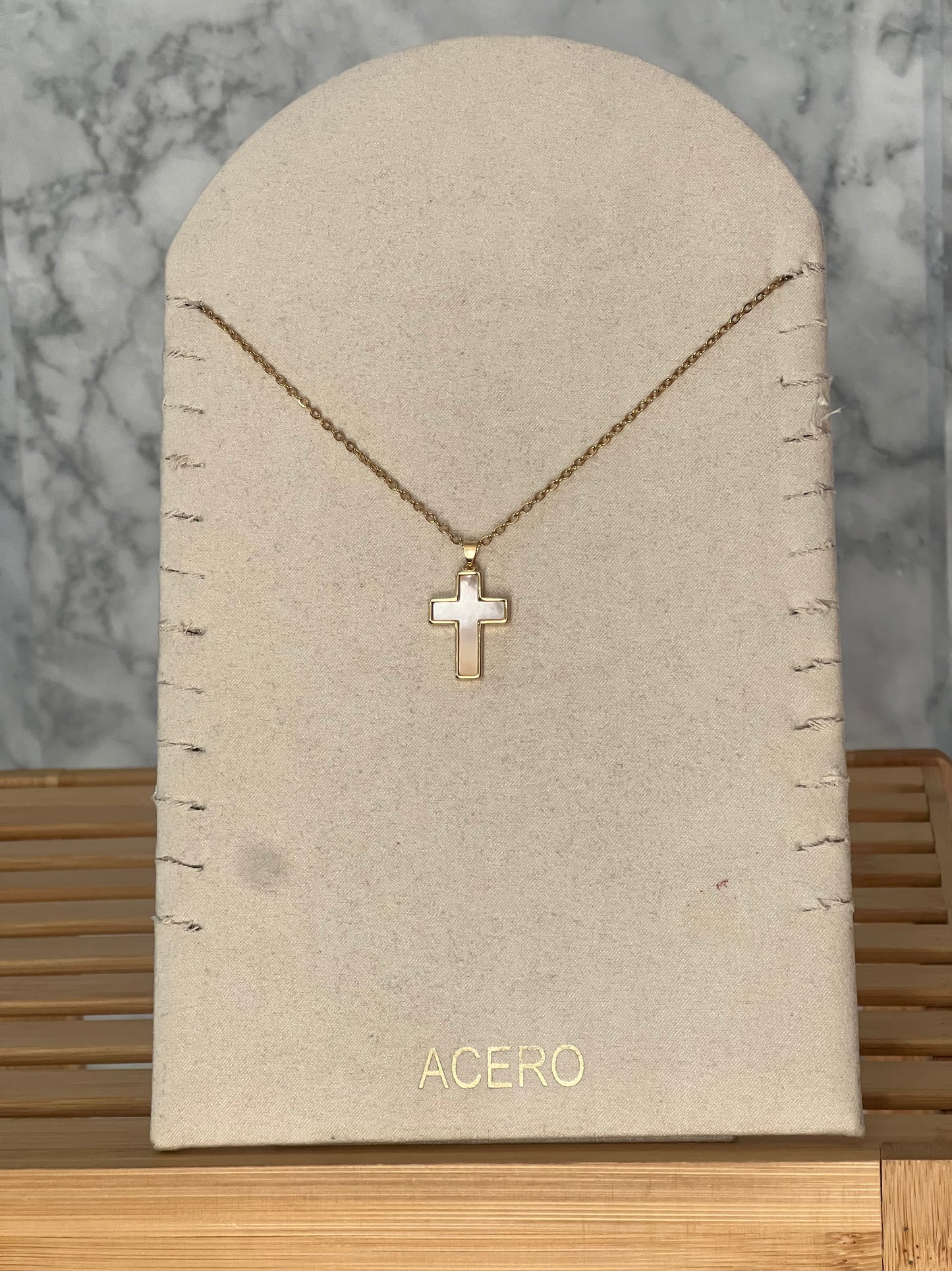 Colgante cruz nácar acero inoxidable