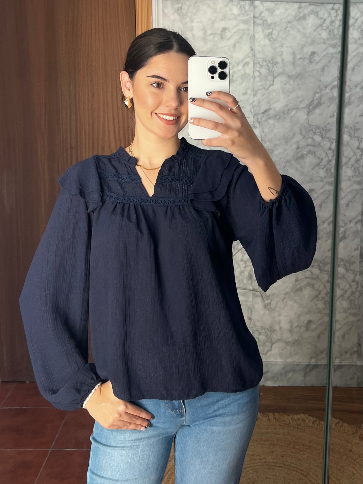 Blusa con volantes tejido glitter