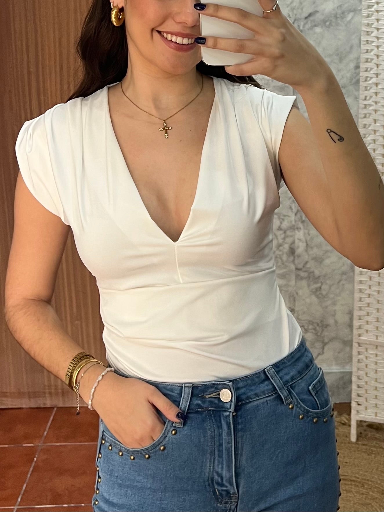 Body licra escote blanco