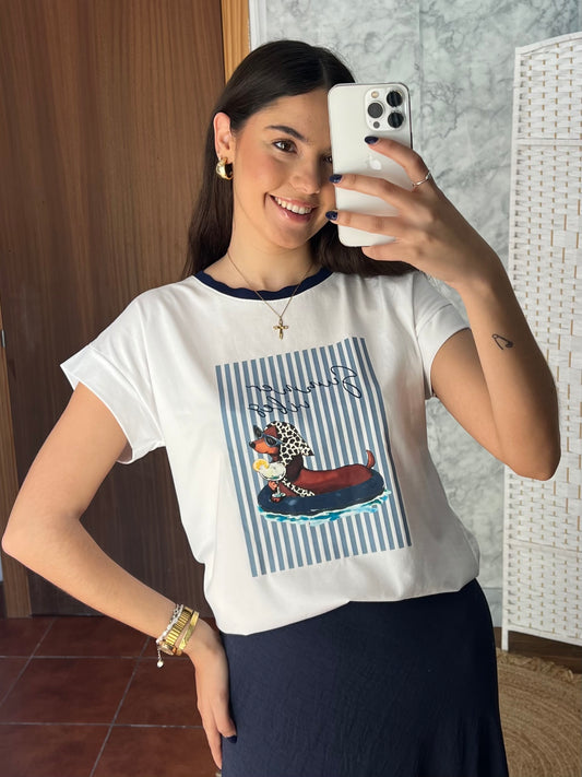 Camiseta perro detalle cuello marino