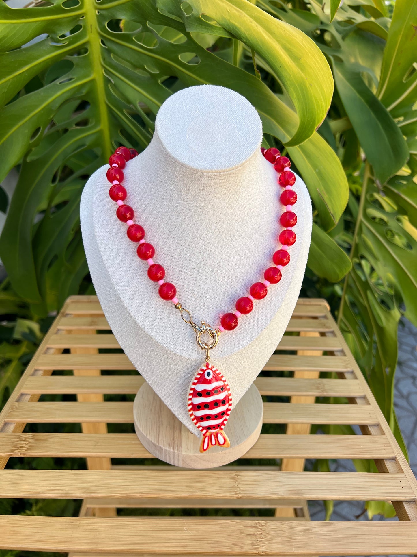 Collar bolas maxi pez