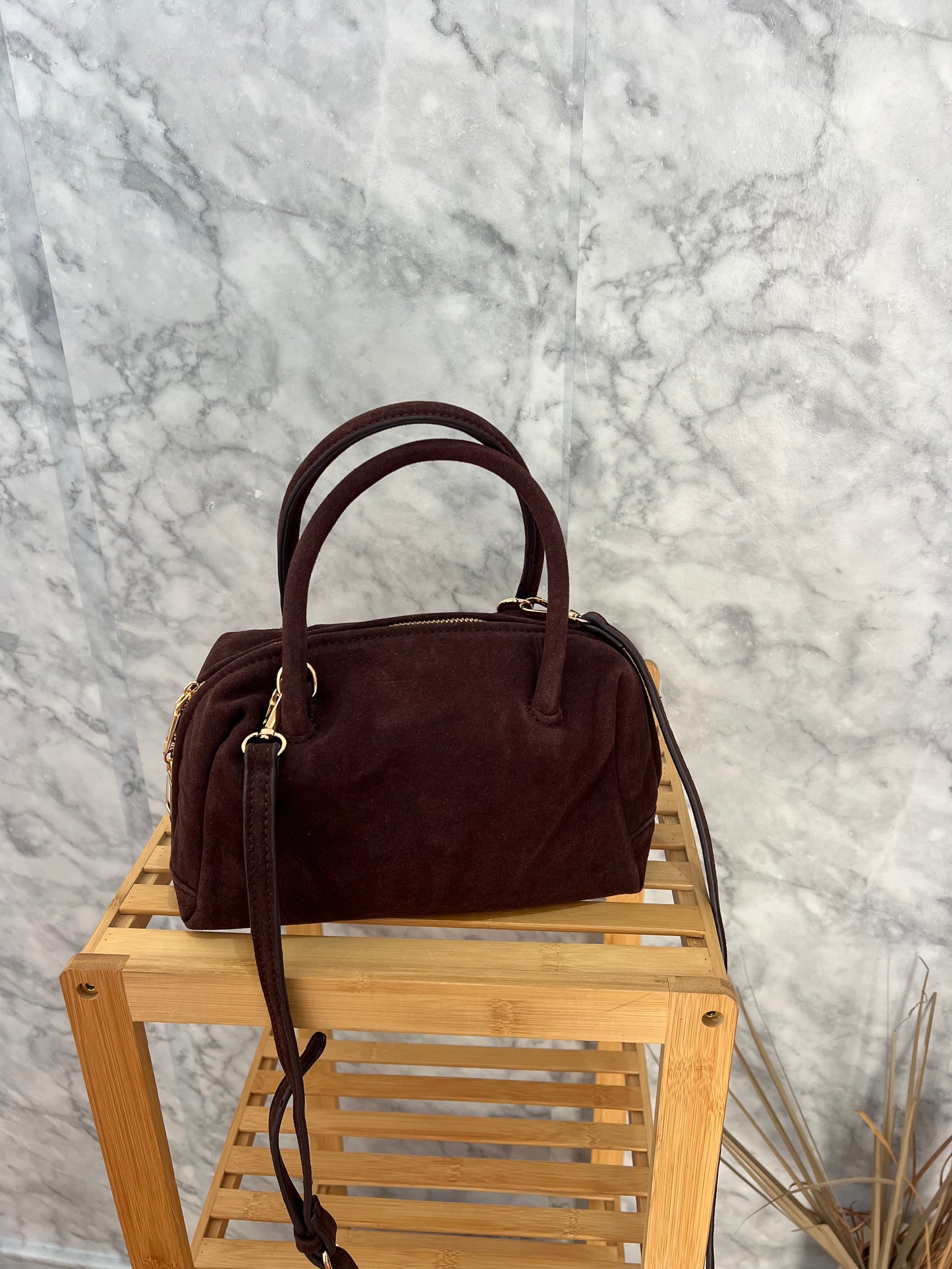 Bolso mini asas antelina chocolate