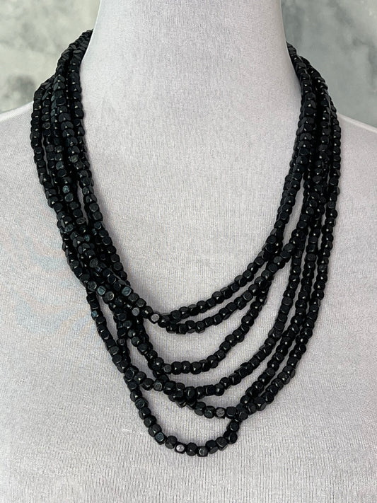 Collar abalorios madera
