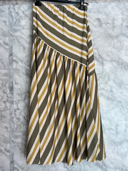 Falda asimétrica rayas verde