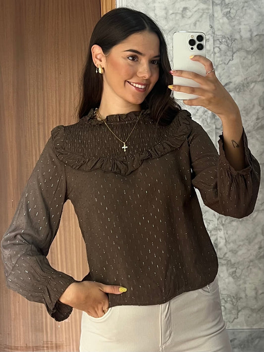 Blusa detalle brillo con volante