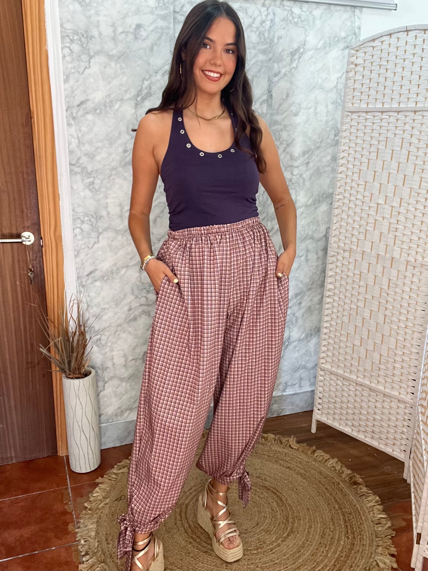 Pantalón bombacho lazadas cuadro