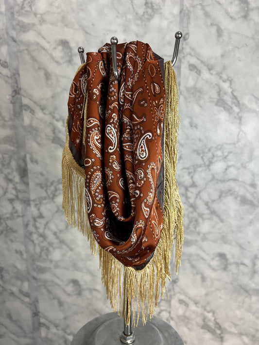 Bandana estampada flecos cortos