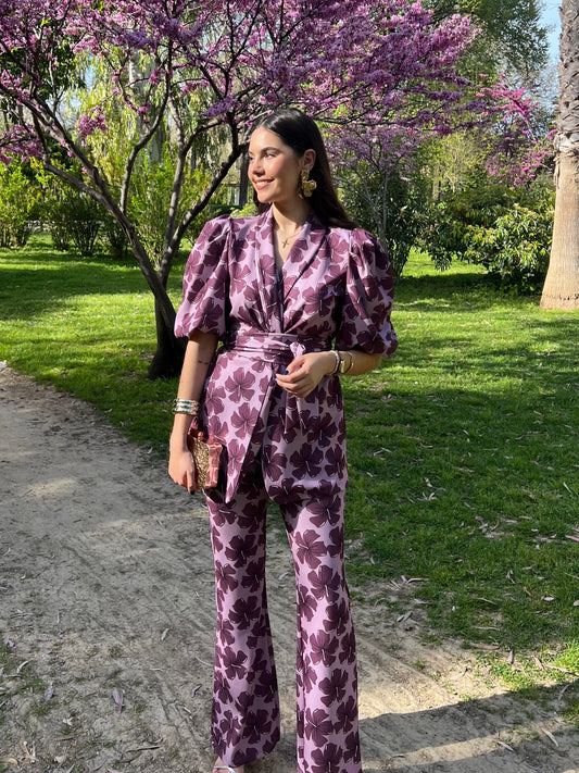 Traje de chaqueta dos piezas estampado malva