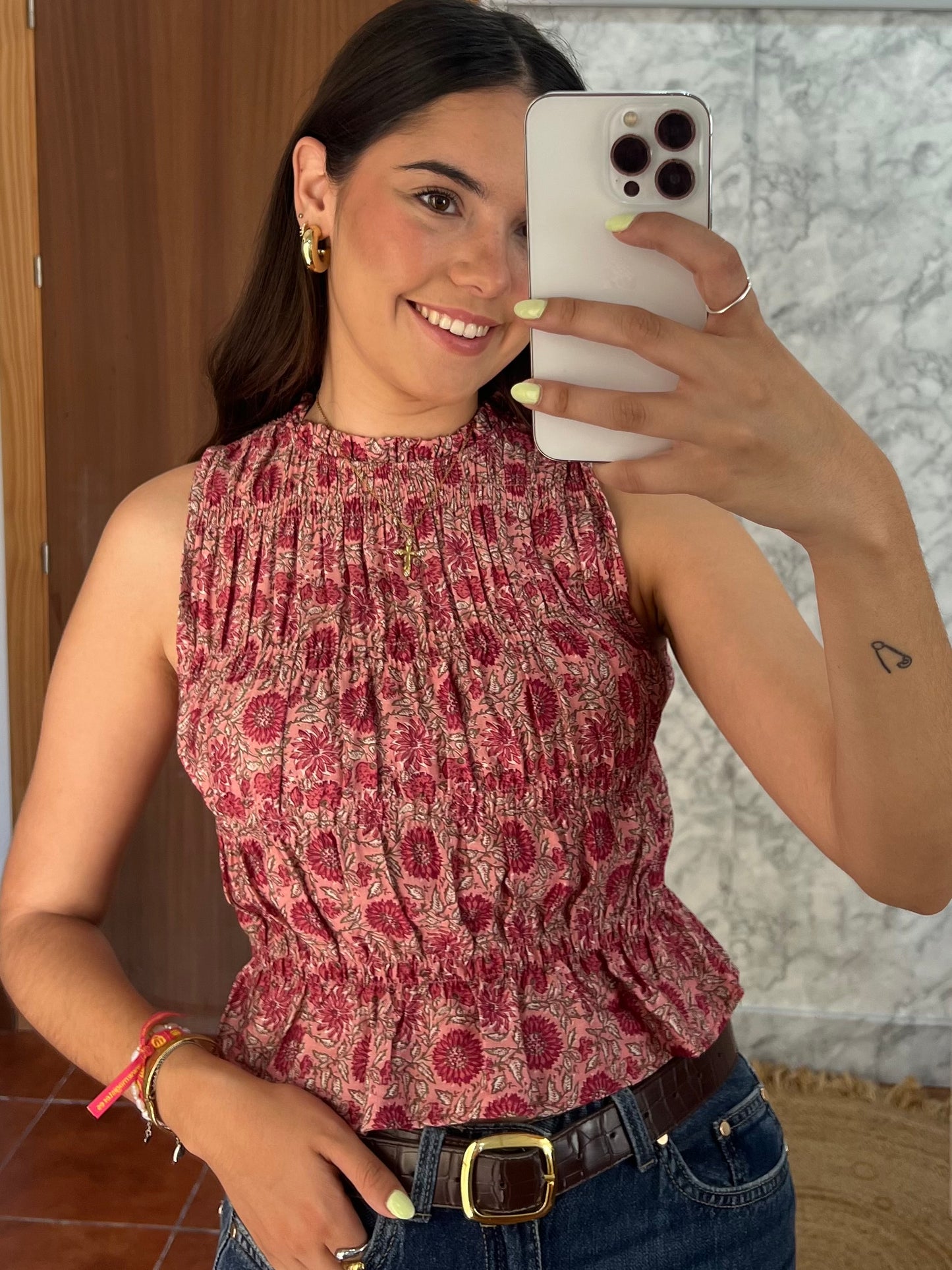 Blusa panel de abeja estampada