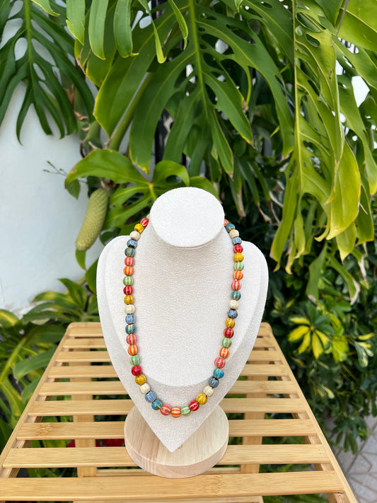 Collar bolas cerámica colores