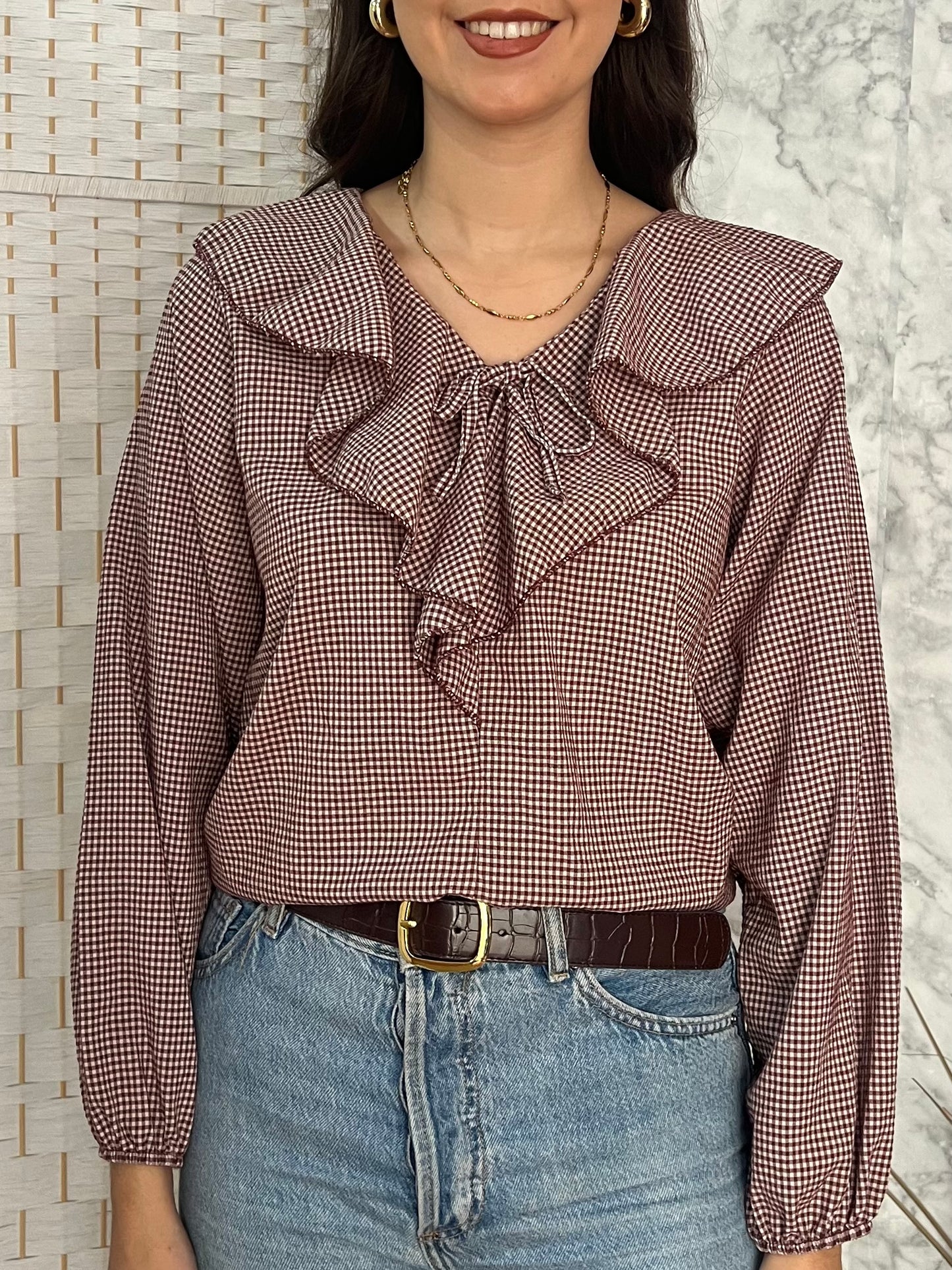 Blusa volante vichy burdeos