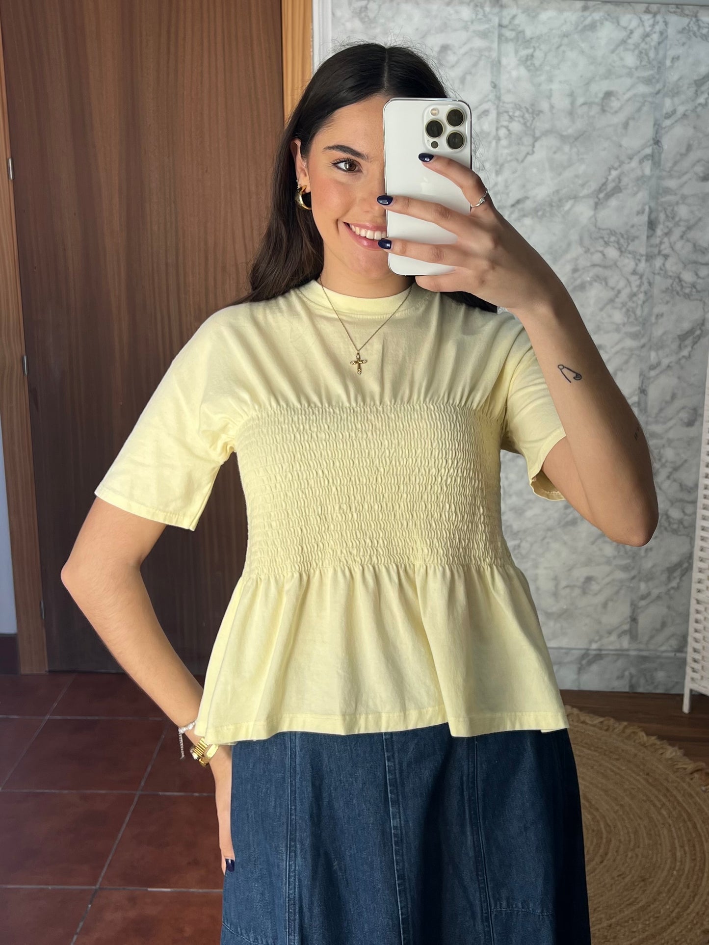 Camiseta panel de abeja blanco amarillo