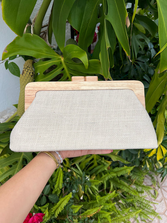 Bolso de mano clutch rafia y madera