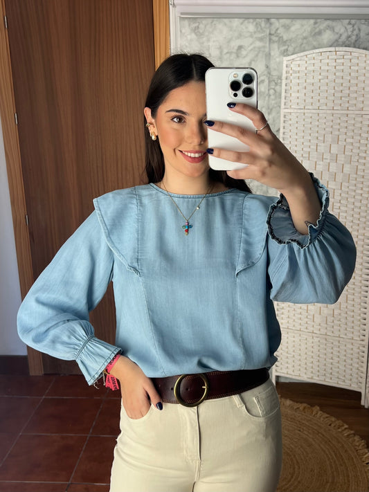 Blusa denim volantes