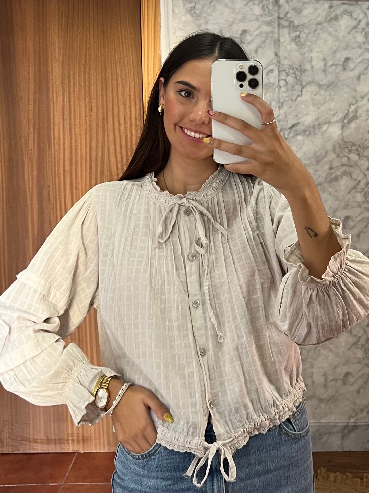 Blusa fruncida manga abullonada