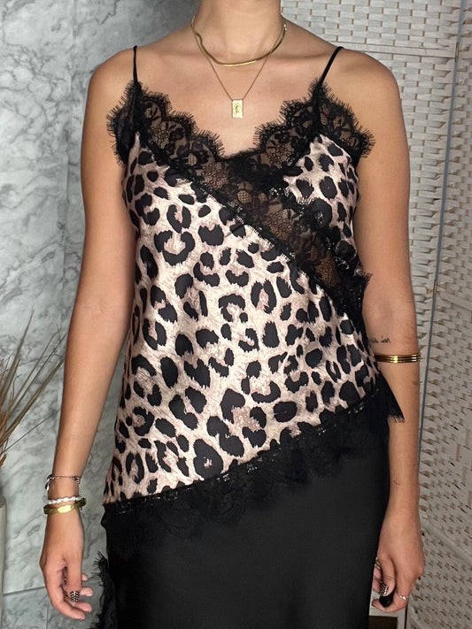 Lencera asimétrica animal print