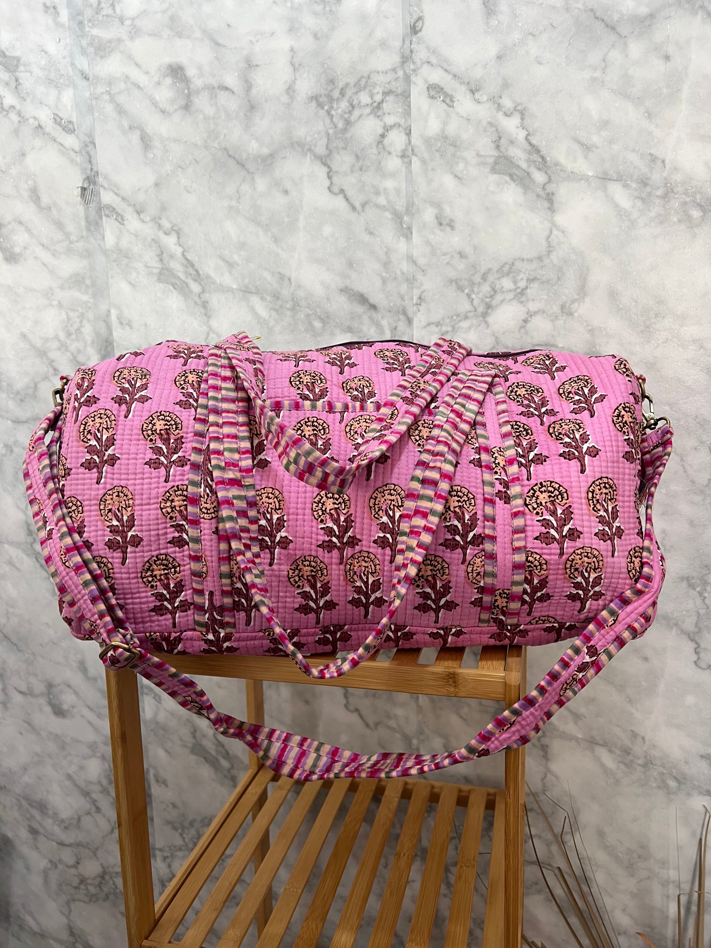 Bolso de viaje acolchado estampado